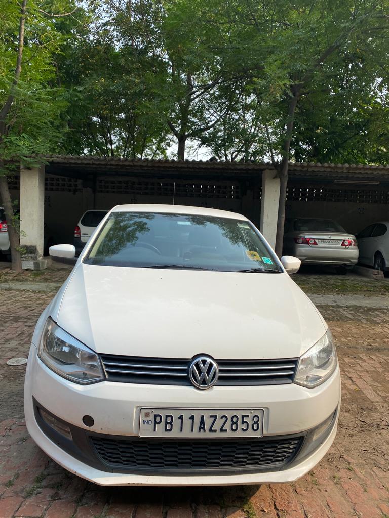 Volkswagen Polo(2012-2014) Highline 1.2l P